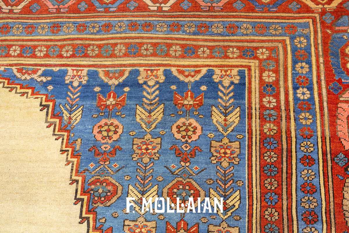 Medallion with Beige Wool open-field Antique Bakhshayesh Carpet n°:68786141